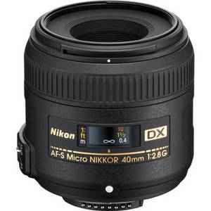 AF-S DX Micro-NIKKOR 40mm f/2.8G Lens