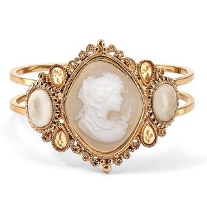 PalmBeach Jewelry Vintage Style Cameo Hinged Bangle Bracelet in Yellow Gold Tone 7 1/2&quot;